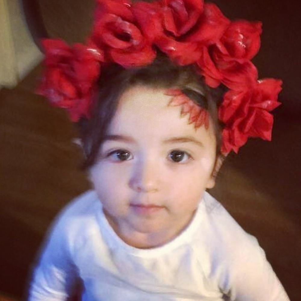 Meet your Posher, Elaine